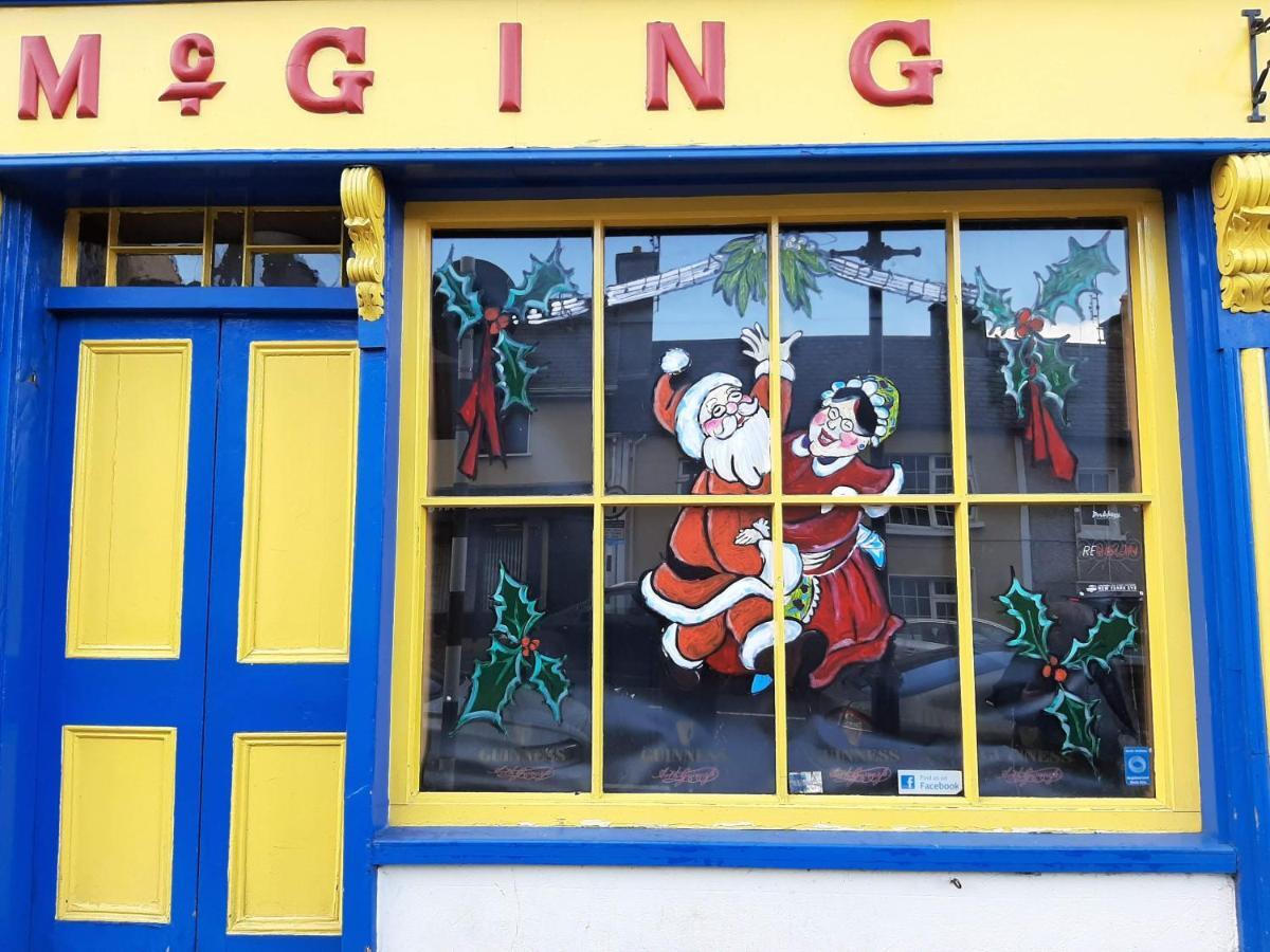 Nellys Bed And Bikes Hotel Westport Exterior foto